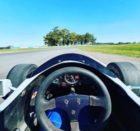 vista interna de formula 3 reynard